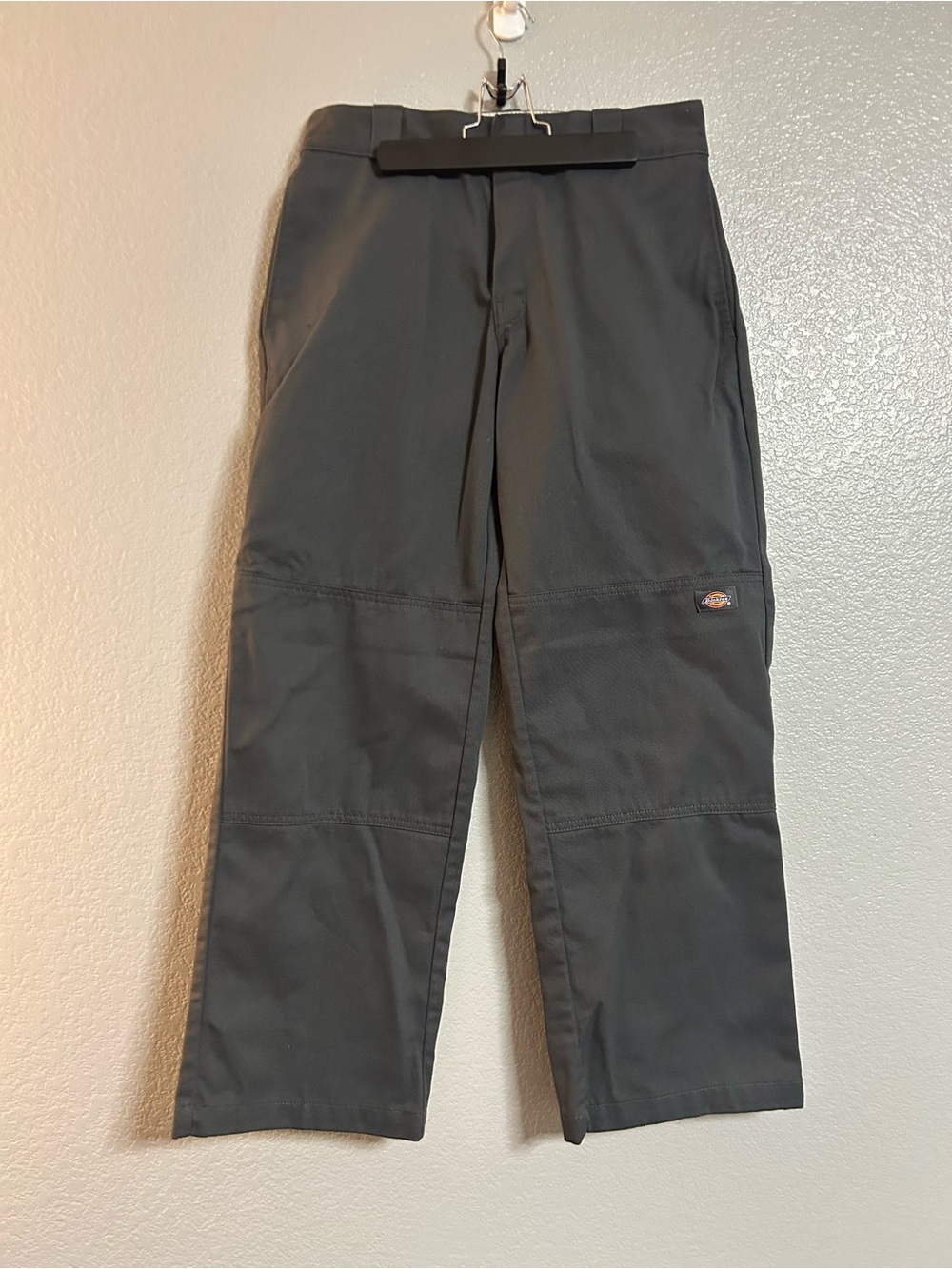 C Mens Dickies gray loose fit straight leg work pants size 30 X 30